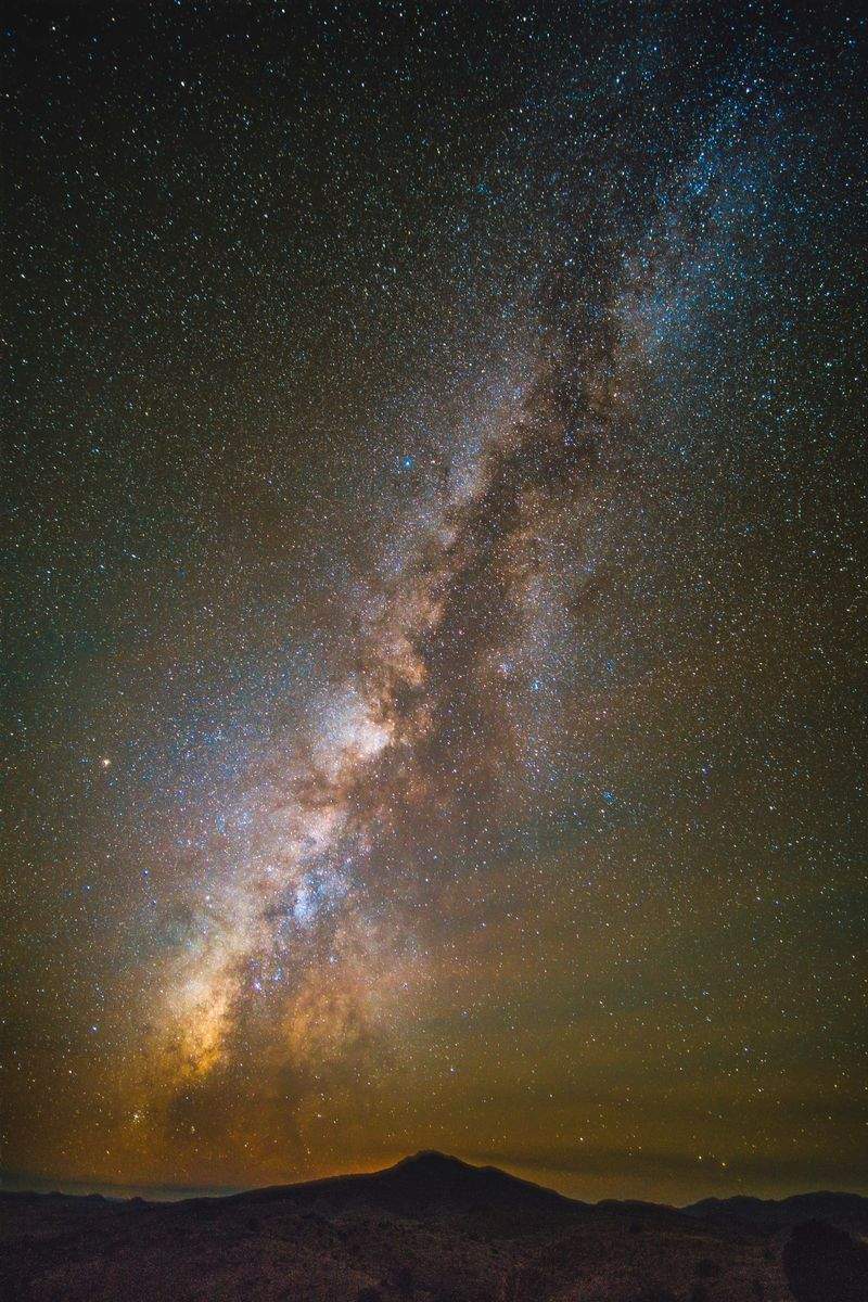 月明かりの夜に楽しむ星空観察のポイント